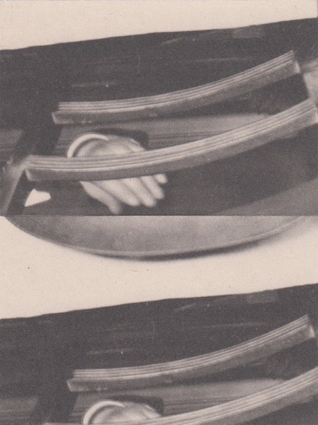 049